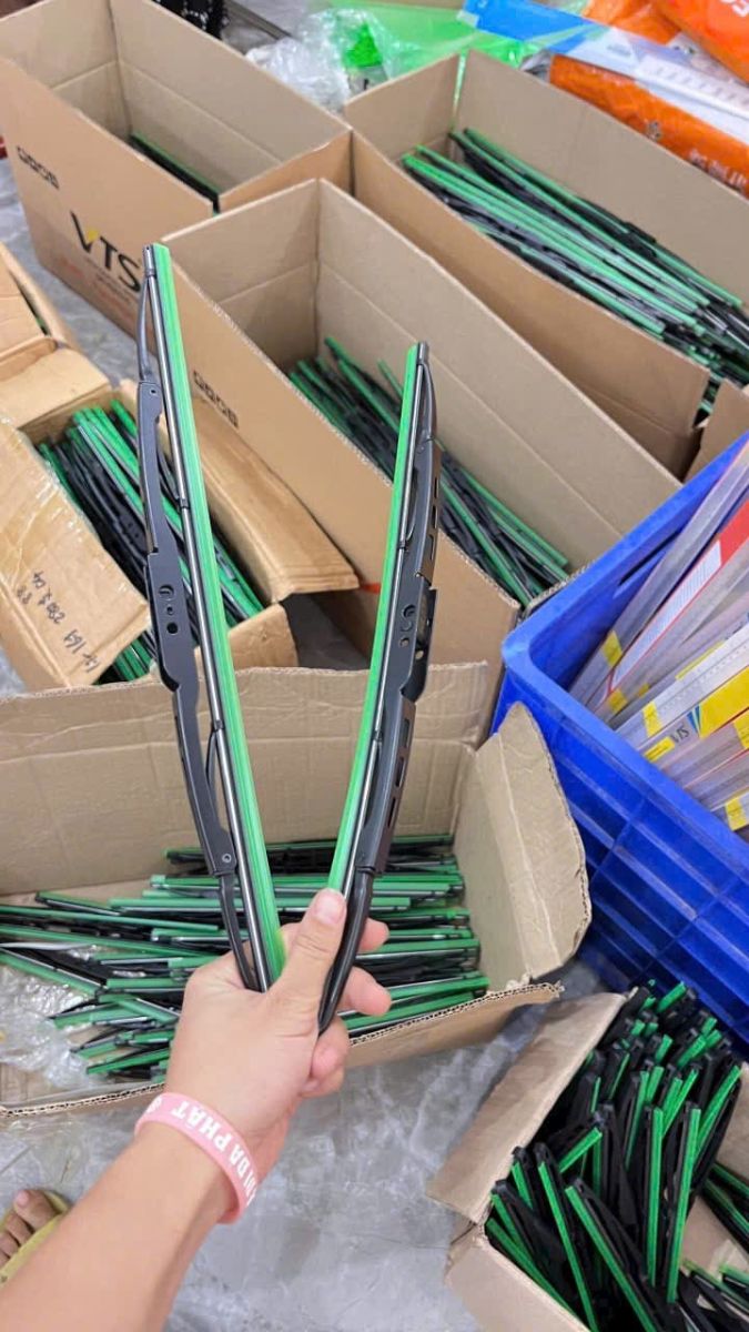 Gạt Mưa Vts A5, Gạt Mưa Xương Sắt